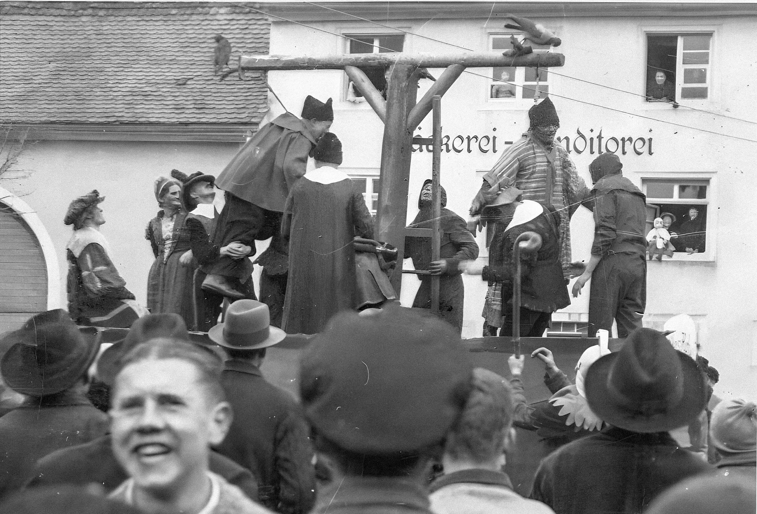 Fasnet 1937: Der Galgen wird vorbereitet - Geschichtswerkstatt Bräunlingen Nationalsozialismus